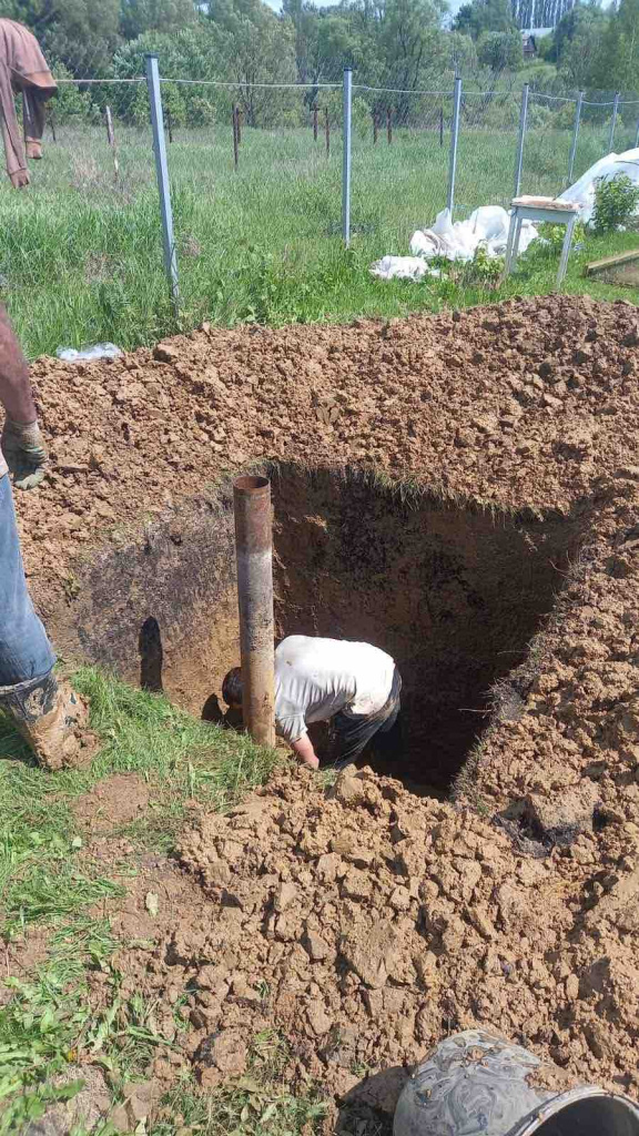 установка пластикового кессона в Тульской области .jpg установка пластикового кессона в Тульской области .jpg